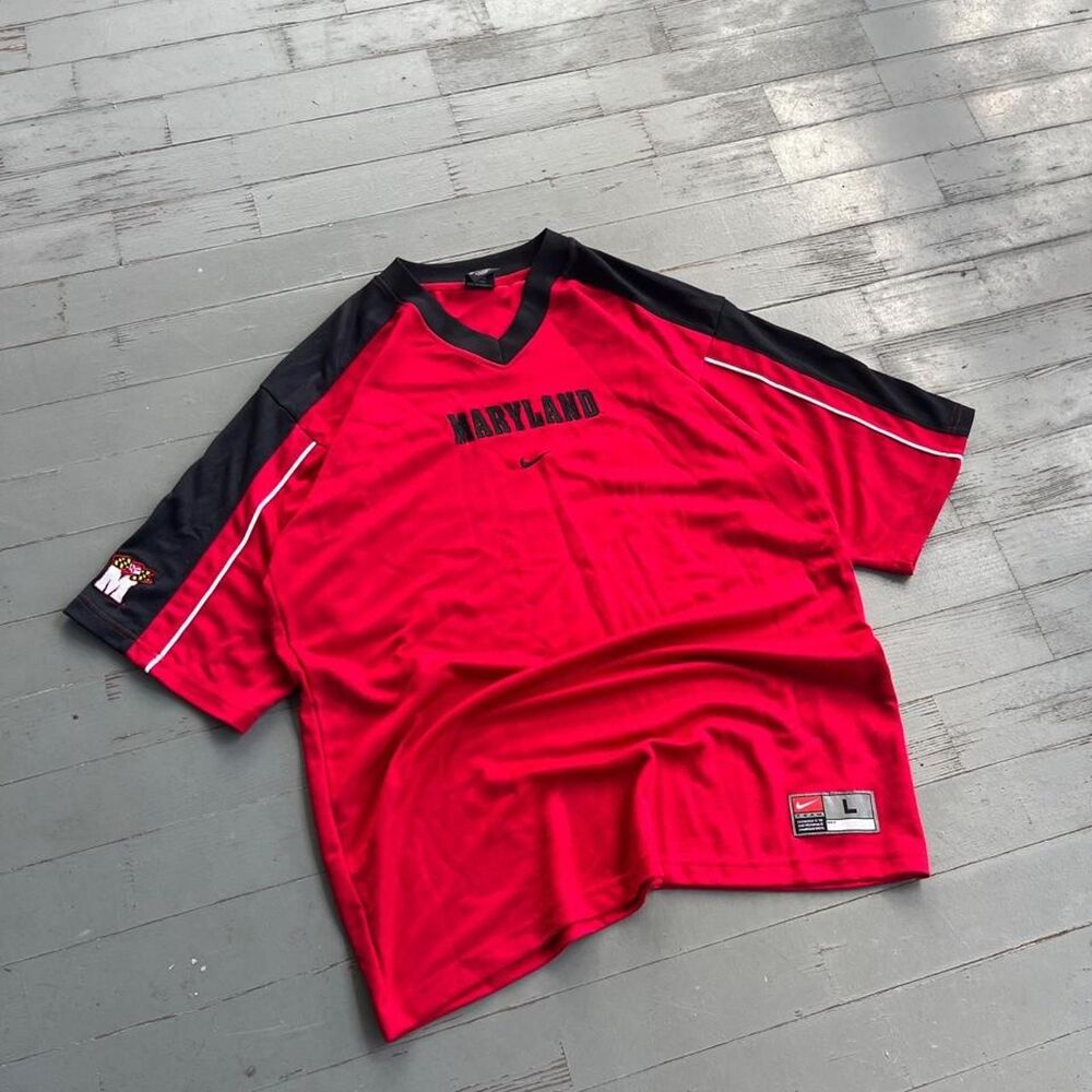 Vintage Maryland University College Center Swoosh Jersey Shirt